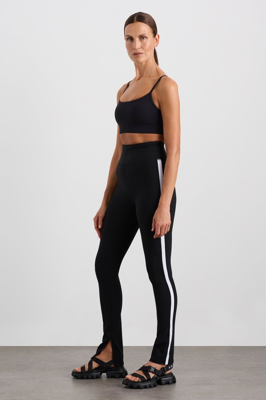 Bottoms Aje ATHLETICA | Contrast Split Hem Legging 205 Black