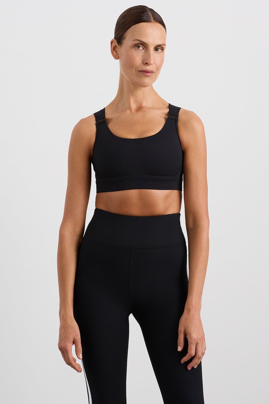 Tops Aje ATHLETICA | Logo Crossback Sports Bra 395 Black