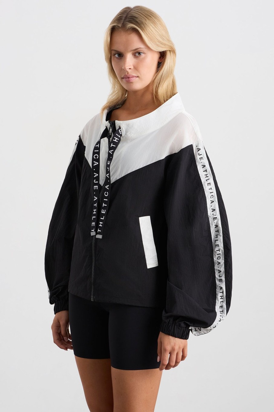 Outerwear Aje ATHLETICA | Logotape Spray Jacket 762 Black/White