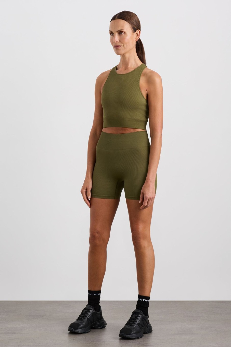 Bottoms Aje ATHLETICA | Seamless Rib Short 624 Deep Khaki