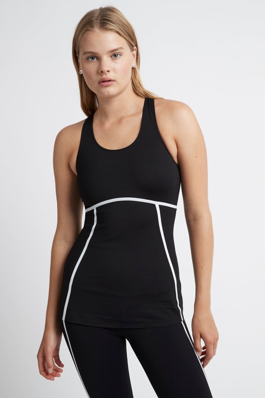 Tops Aje ATHLETICA | Bonded Seam Training Tank 115 Black/White