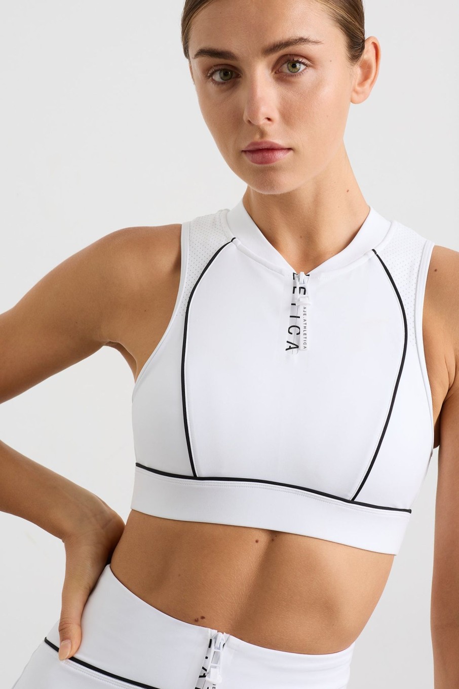 Tops Aje ATHLETICA | Tennis Crop 373 White