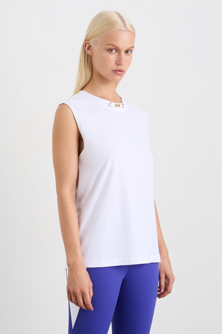 Tops Aje ATHLETICA | Long Line Tank 101 White