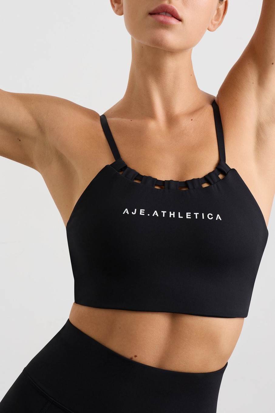 Tops Aje ATHLETICA | Thread Through Sports Bra 361 Black/White Logo