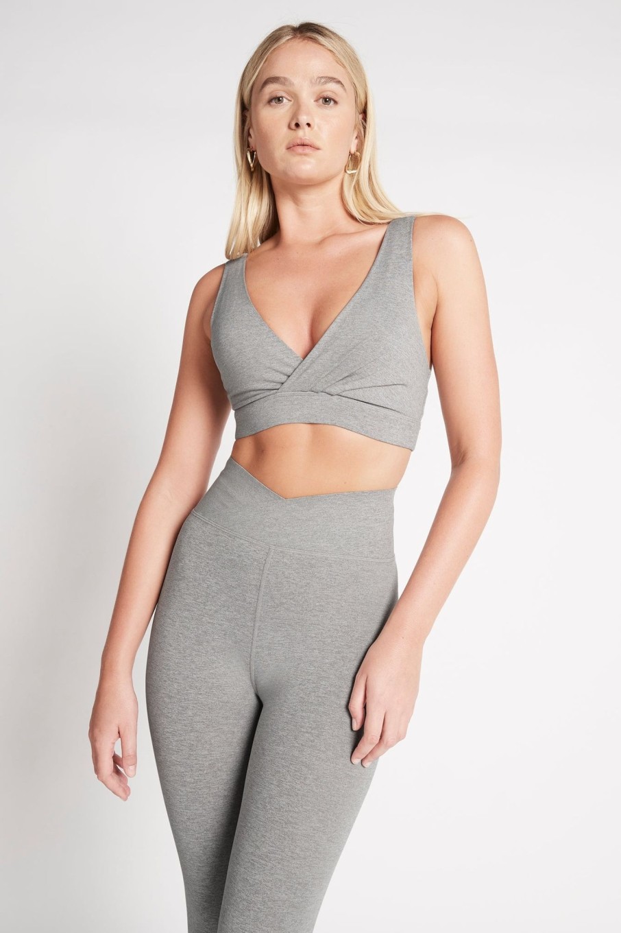 Tops Aje ATHLETICA | Crossover Sports Bra 317 Grey Marle