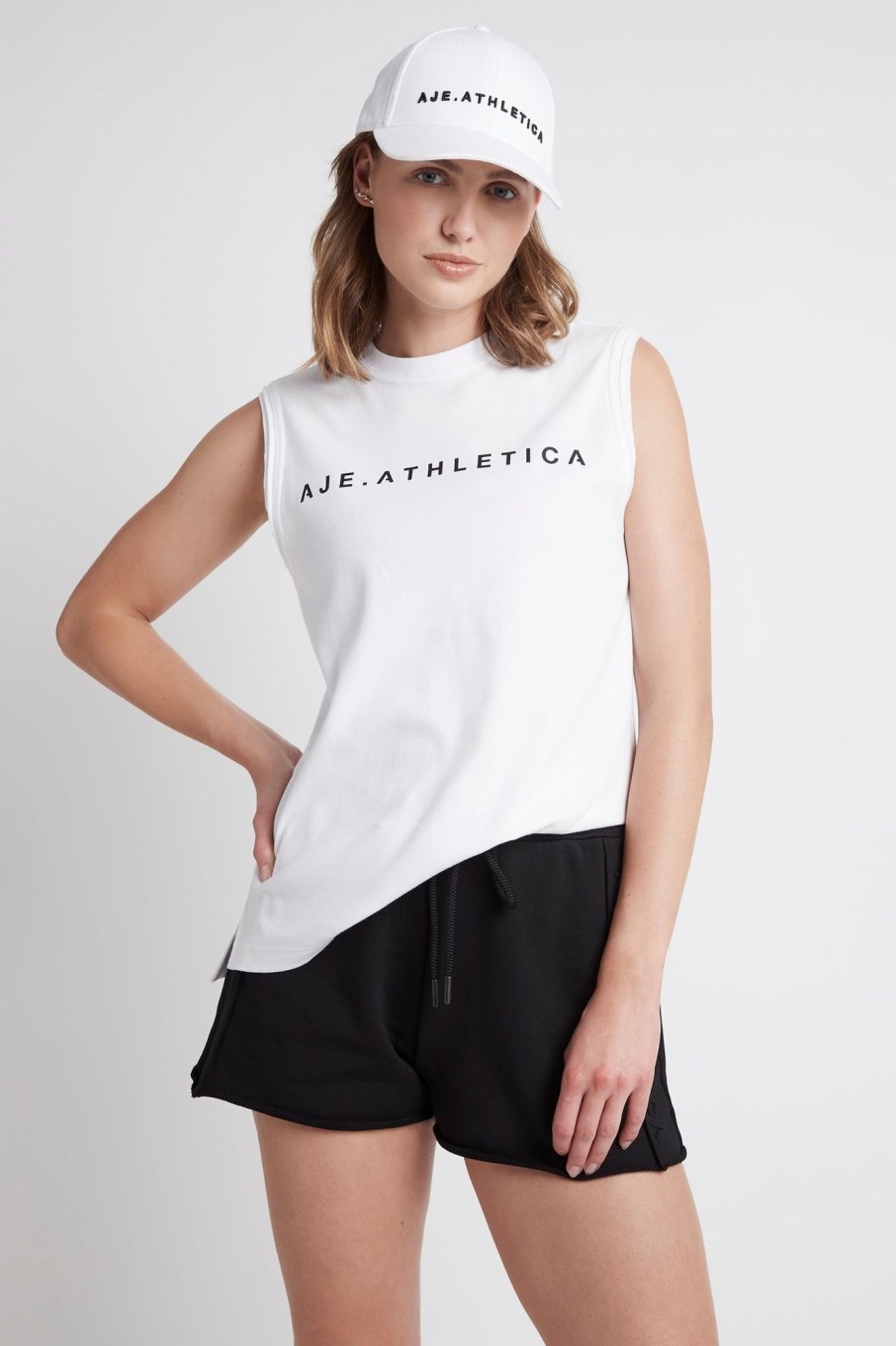 Tops Aje ATHLETICA | Classic Logo Split Back Tank 111 White/Black