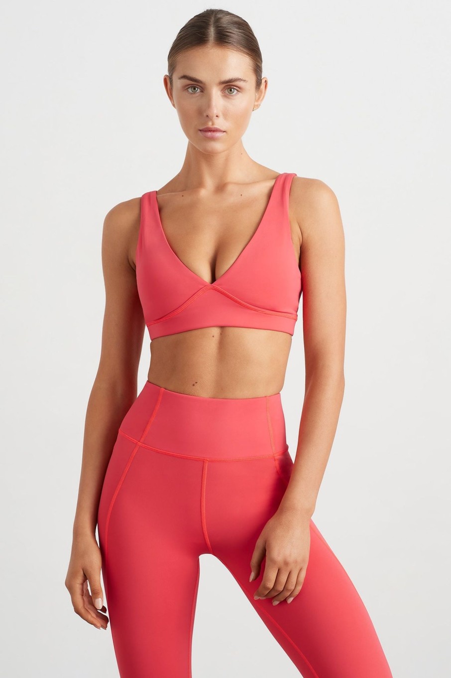 Tops Aje ATHLETICA | Contour Plunge Sports Bra 342 Watermelon Pink