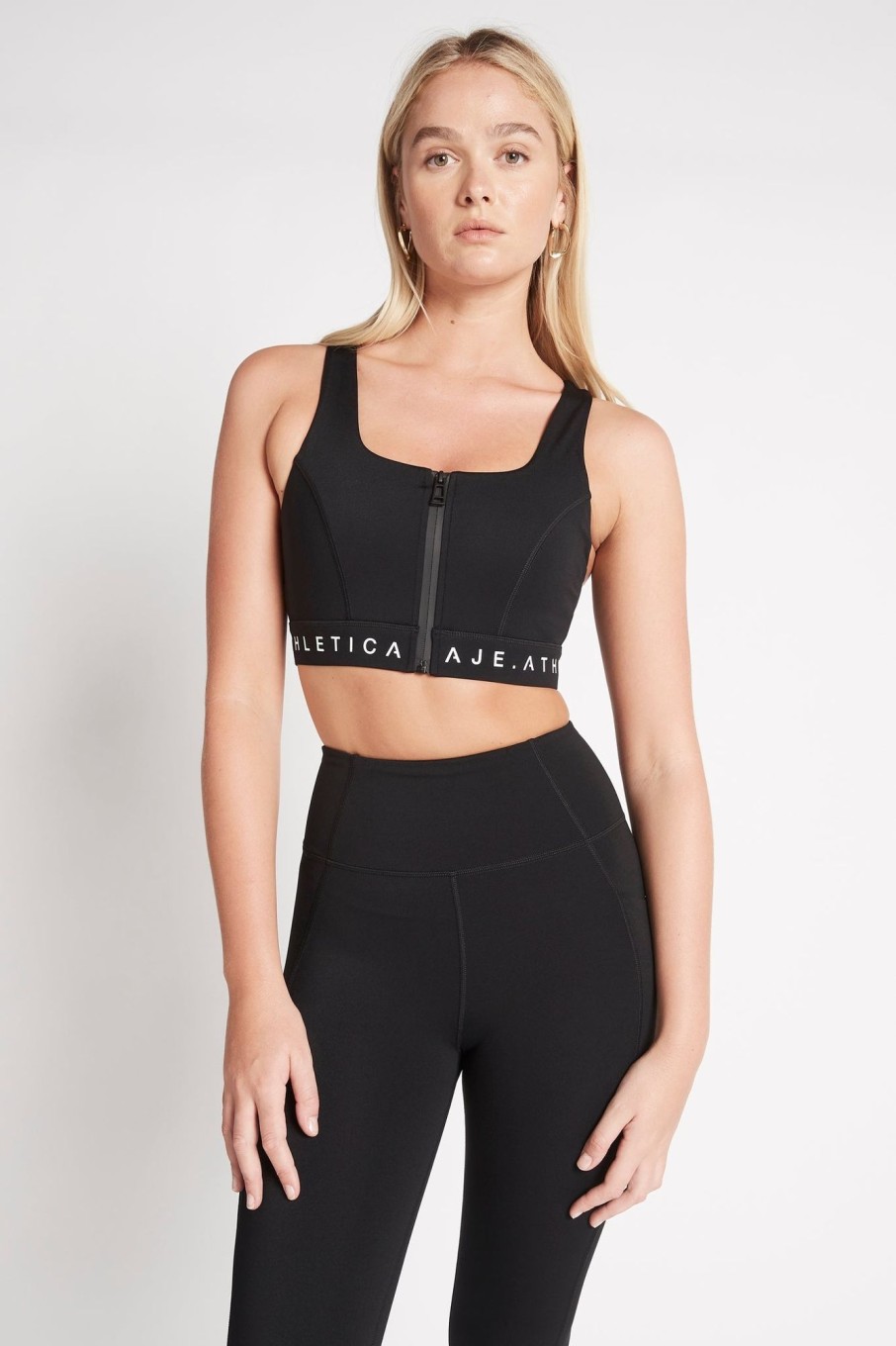 Tops Aje ATHLETICA | Zip Front Logotape Sports Bra 319 Black